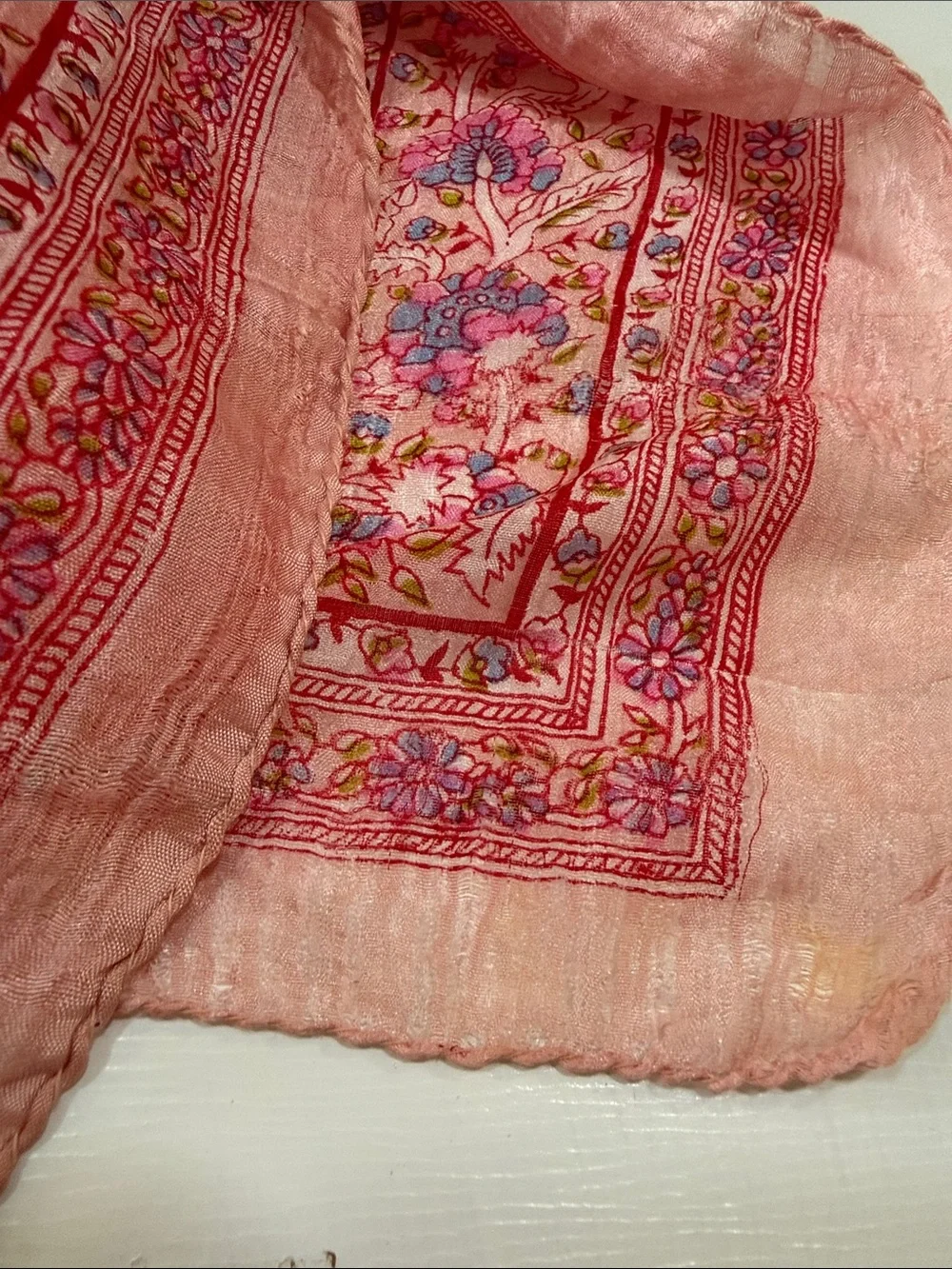Vintage Delicate Pink Floral Silk Scarf 🧣 Hand Rolled edges 30”x34”